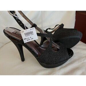 NWT Fioni dressy shimmery black strappy sandals sz 6